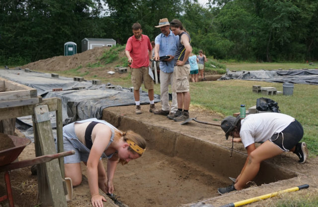 Warren Wilson College professor David Moore, center, Tulane University professor Christopher Rodning, second from left, and Michael Thorpe â17, second from right, a member of Warren Wilsonâs Archaeology Crew, survey the Berry site as fellow crewmember Amanda Bates â17, left, works alongside a Tulane student. 