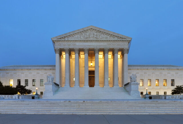 An image of the front of the U.S. Supreme Court.